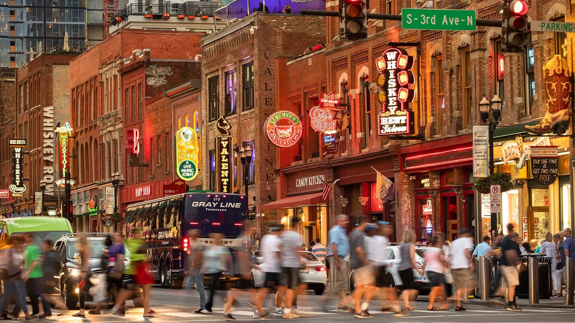 Business storefronts along a Nashville street